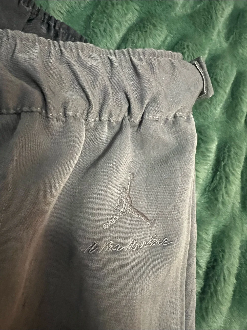 Jordan x A Ma Maniére Men's Gray Pants